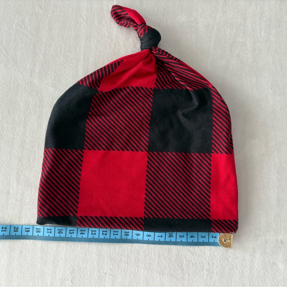 ⭐️4/$20⭐️ Plaid Beanie
